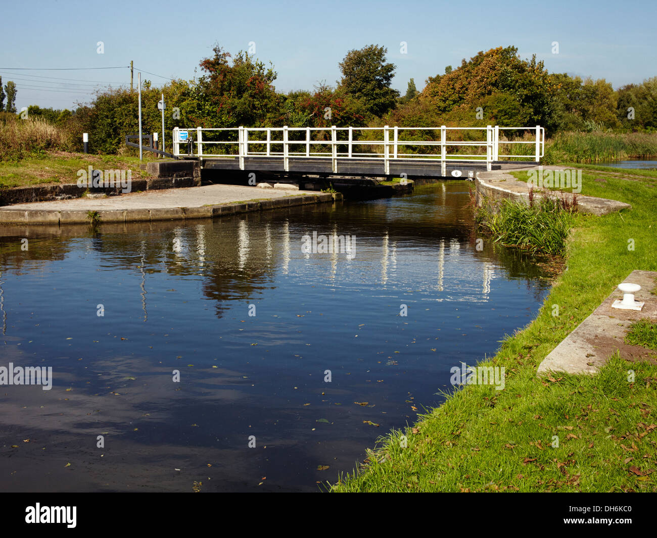 Swing Bridge-Nummer 6 auf Rufford Zweig der Leeds-Liverpool Kanal Stockfoto