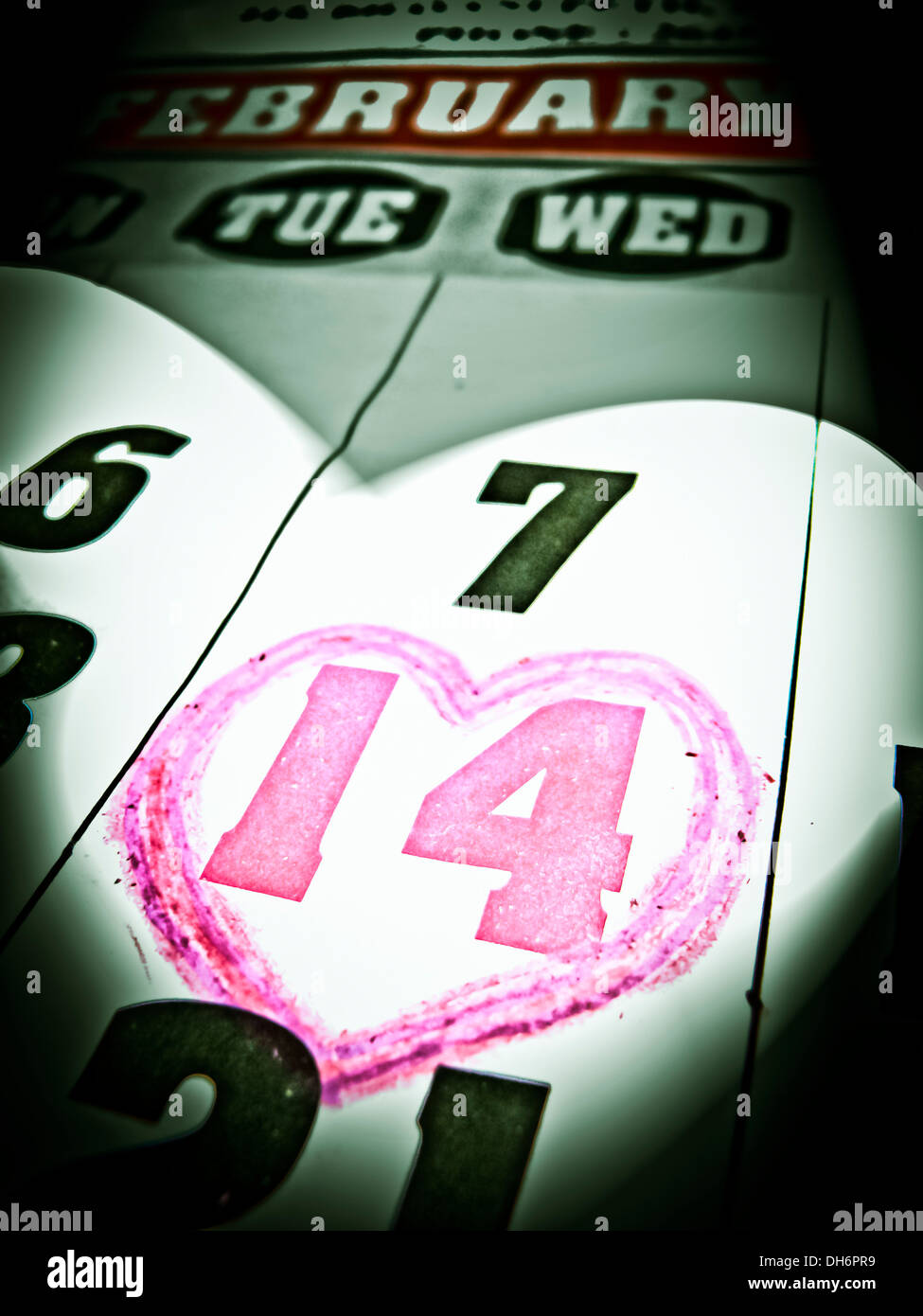 Kalenderblatt des Monats Februar Nummer vierzehn (Saint Valentine´s Day) mit Herzen Stockfoto
