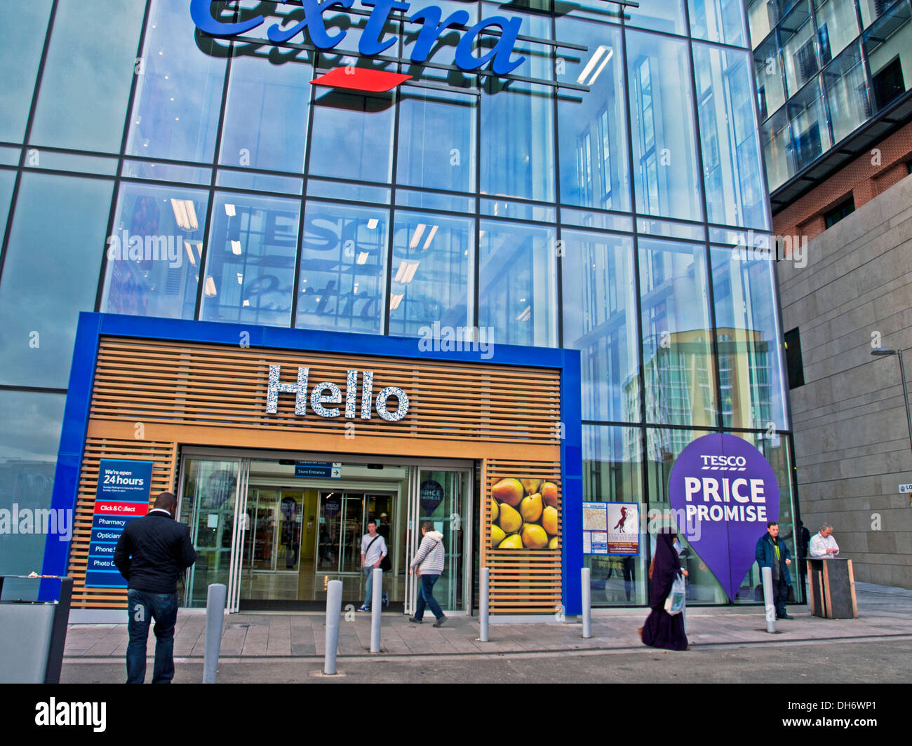 Tesco Extra Store, Woolwich, London, England, Vereinigtes Königreich Stockfoto