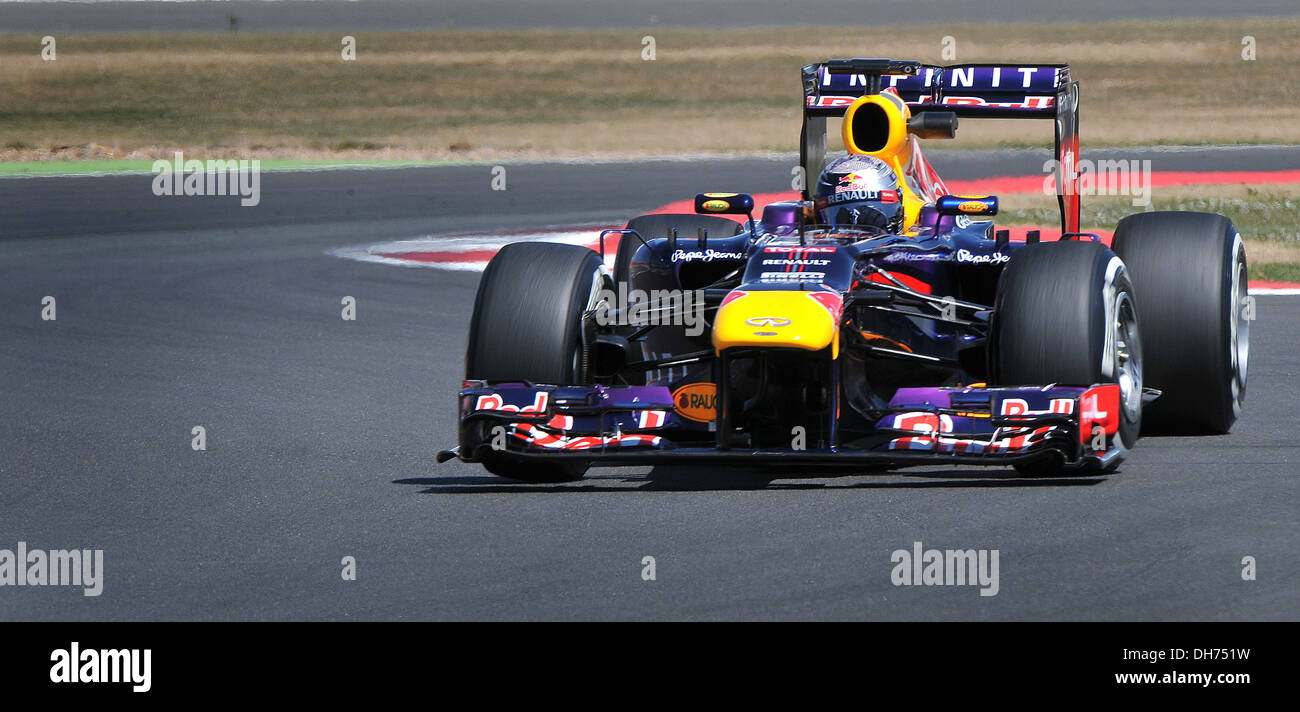 Sebastian Vettel von Red Bull Racing während des 3. Tages der F1 junge Fahrer/Reifen testen auf dem Silverstone Circuit. Stockfoto