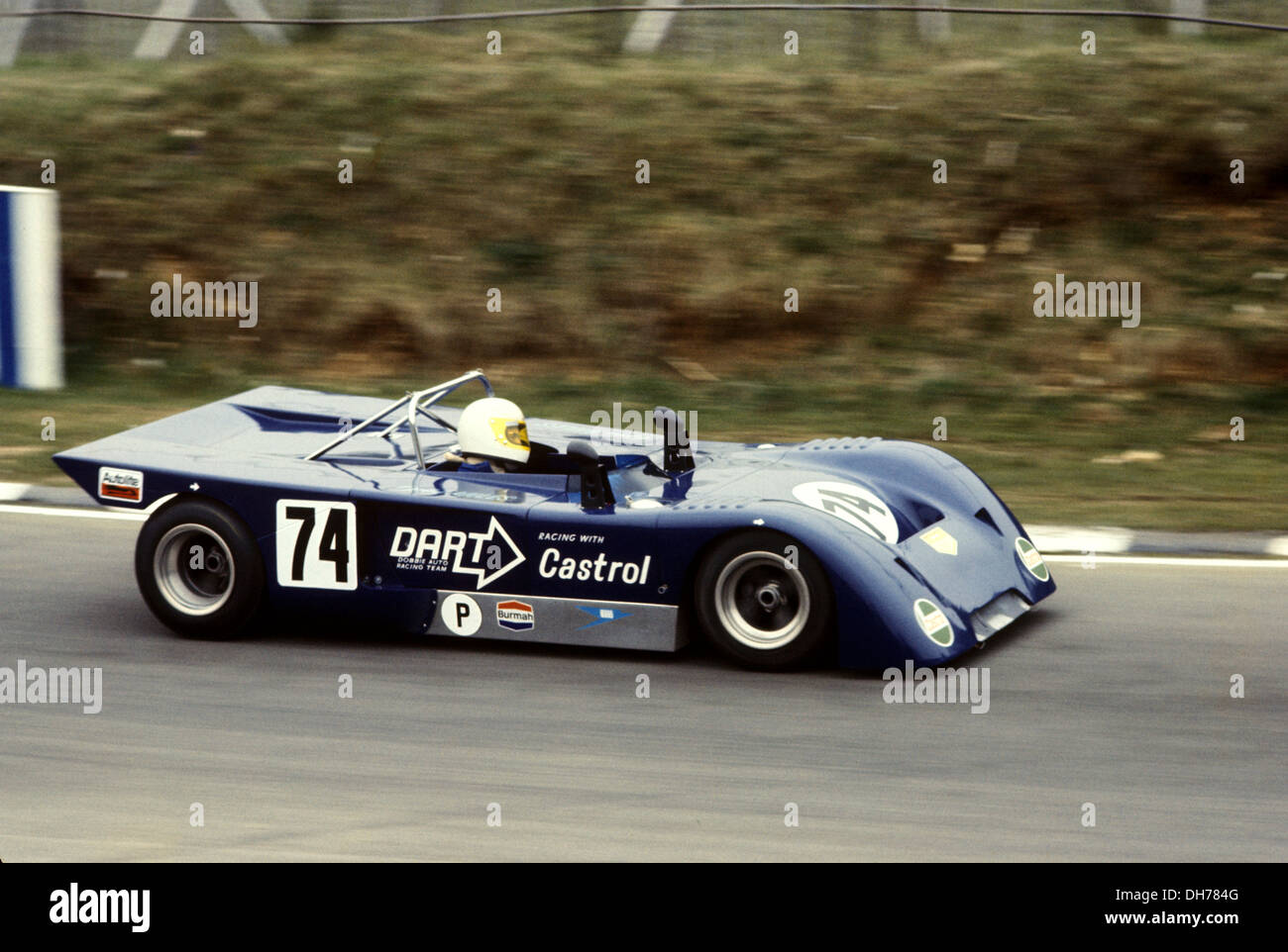 John Miles-Graham Birrell Chevron B19 Ford beendet 7. in der BOAC 10000 in Brands Hatch, England 4. April 1971. Stockfoto