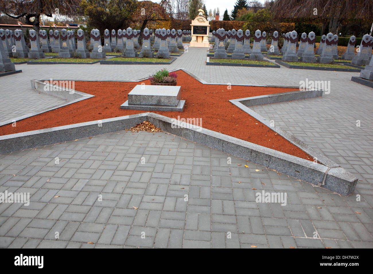 Friedhof der russischen Soldaten in Olšany Prag Stockfoto