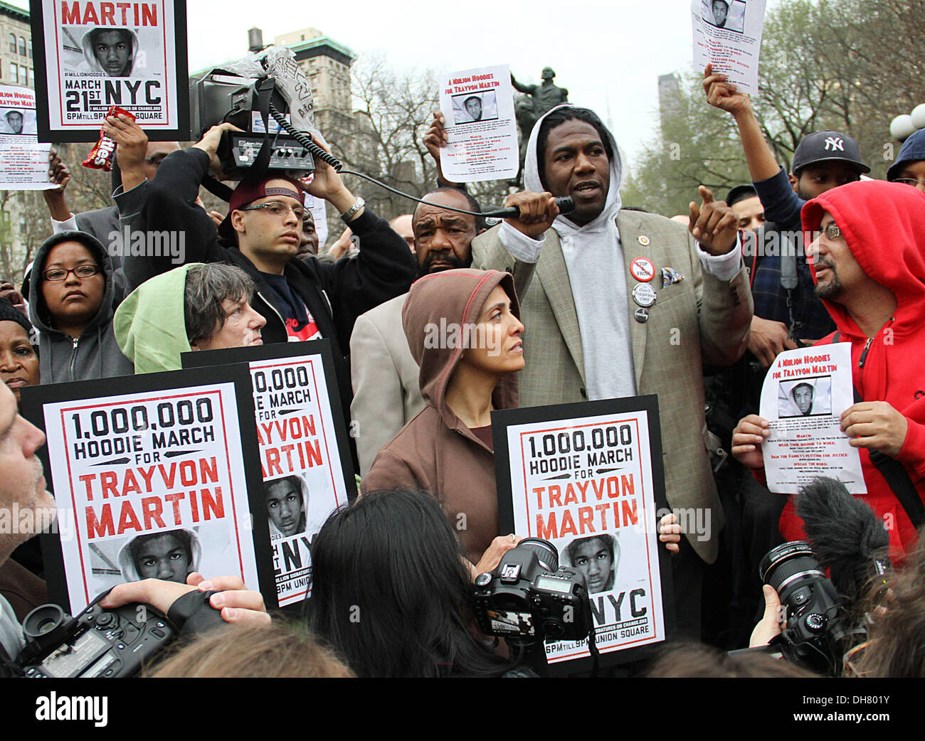 Stadt Stadtrat Jumaane Williams Adressen Publikums während Millionen Hoodie Marsch in Manhattan New York City USA auf 21. März 2012 Stockfoto