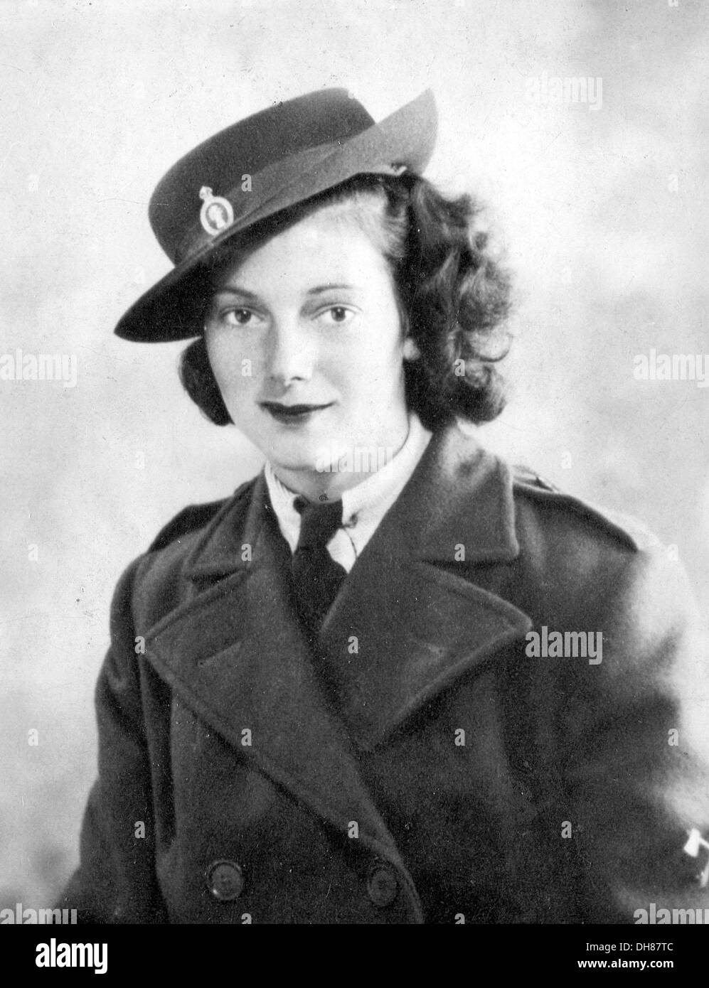 WW11 Britinnen Landarmee 'Bauholz Jill' Stockfoto
