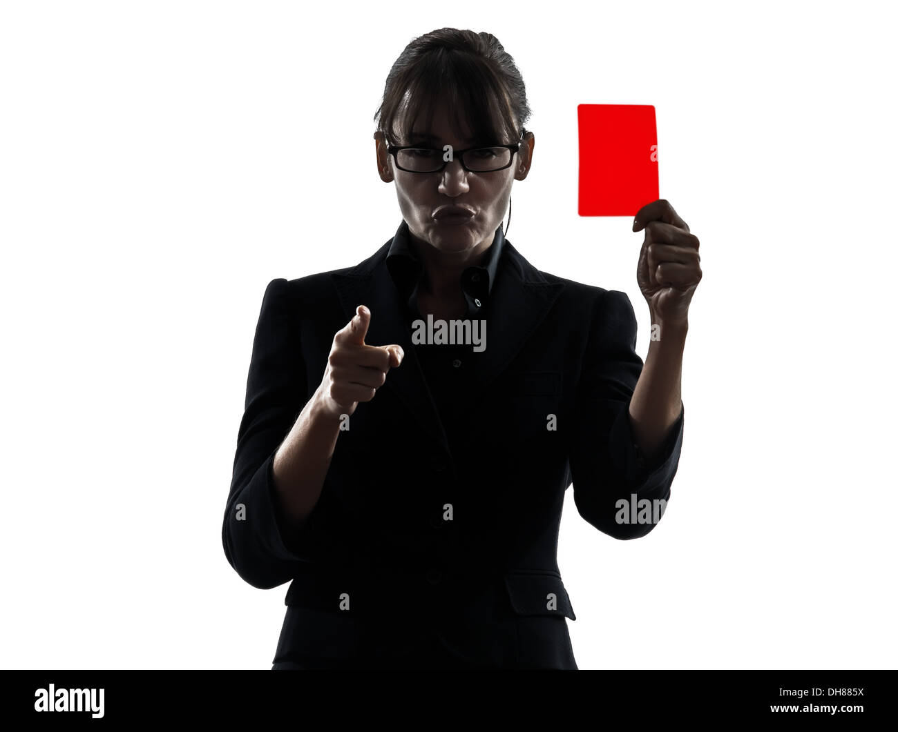 eine Frau zeigt rote Karte Silhouette Studio isoliert auf weißem Hintergrund Stockfoto eine Frau zeigt rote Karte Silhouette Studio isoliert auf weißem Hintergrund Stockfoto