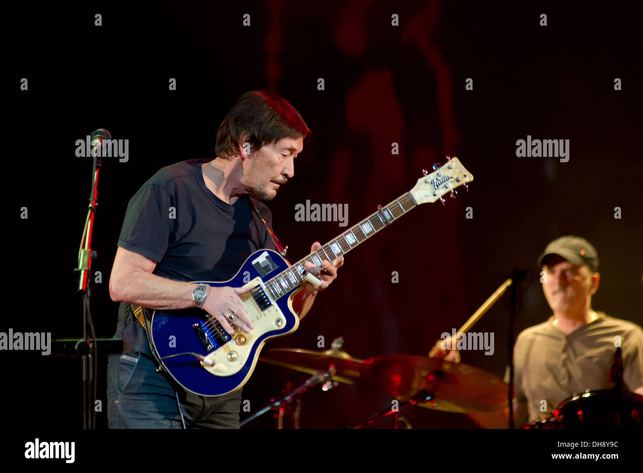 Chris Rea die live auf der Bühne in National Indoor Arena während seiner Santo Spirito Tour Birmingham England - 01.04.12 Stockfoto