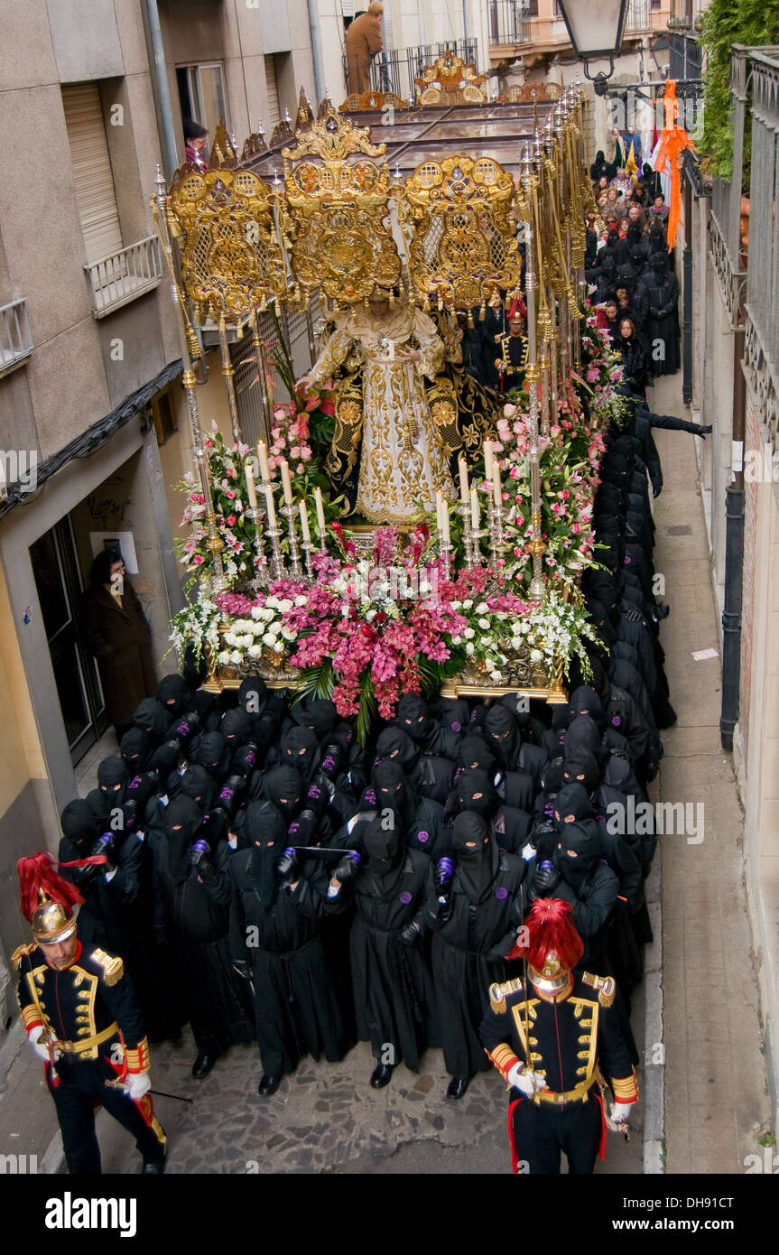 Costaleros. Träger der religiösen Bildern während der Prozessionen in der Karwoche. Ist das wichtigste religiöse fest. Spanien Stockfoto