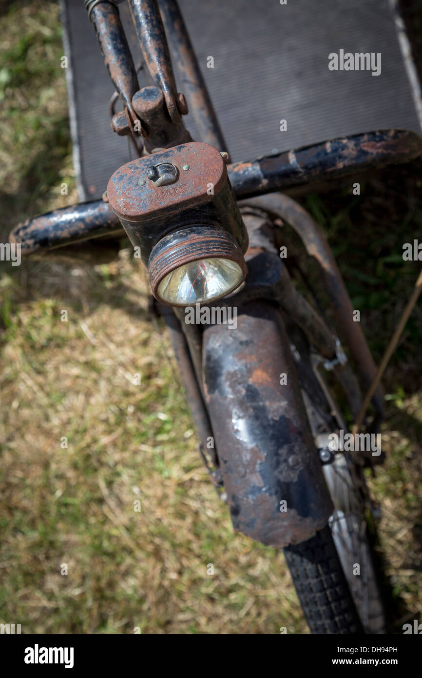 Fahrradlampe -Fotos und -Bildmaterial in hoher Auflösung – Alamy