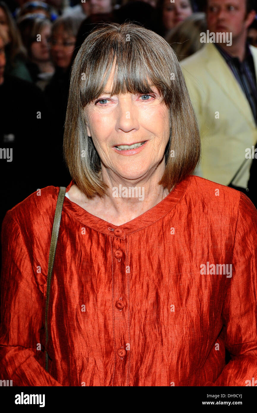 Dame Eileen Atkins Die Rede Des Konigs Drucken Sie Die Nacht Bei Wyndhams Theatre Ankunfte London England 27 03 12 Statt Stockfotografie Alamy