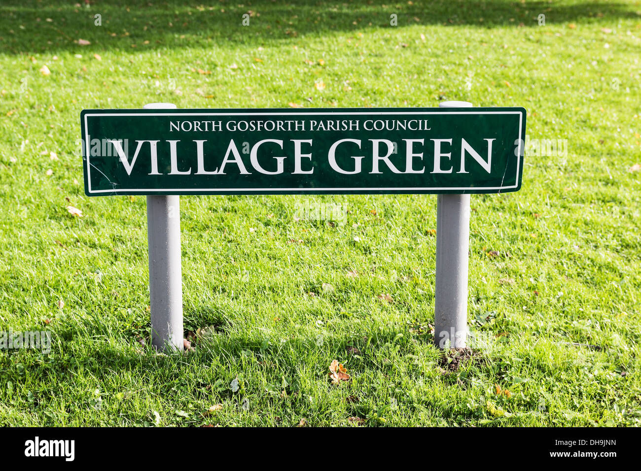 Der Dorfplatz ist ein typisch britischer Phänomen Stockfoto