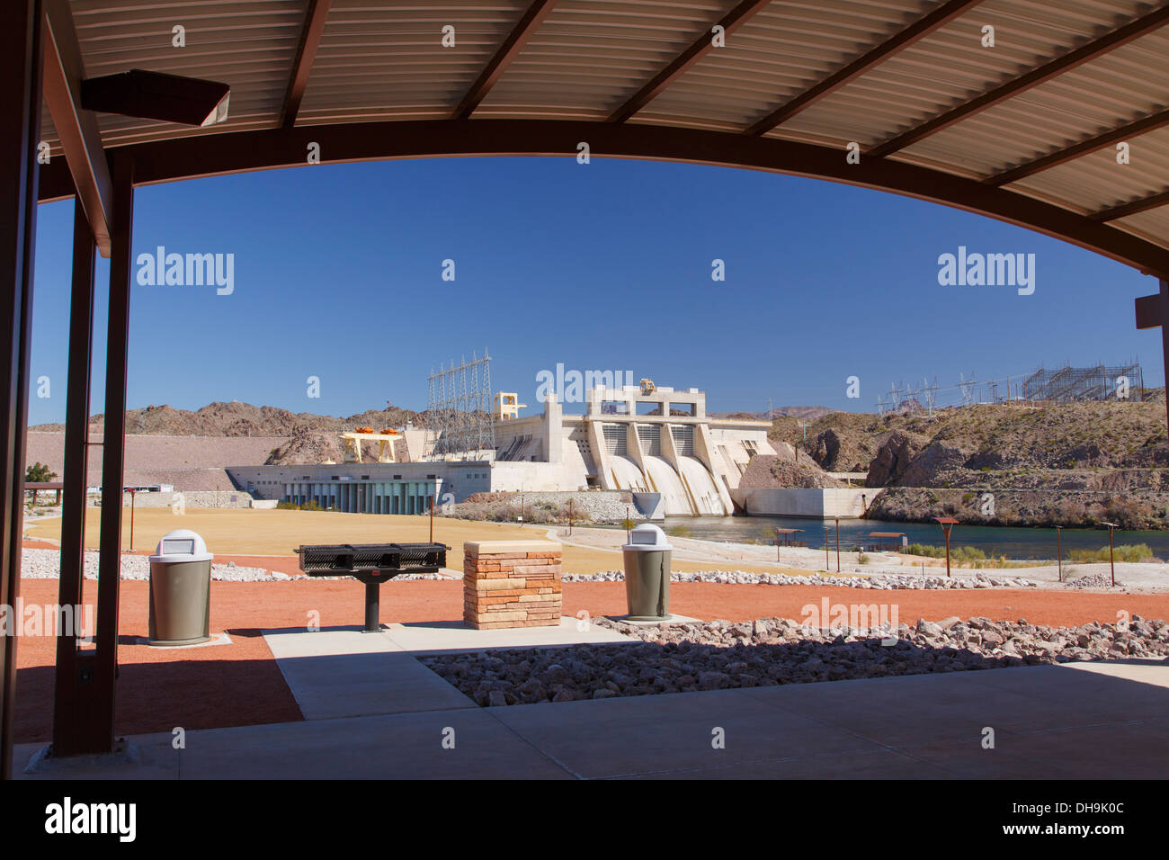 Spielplatz und Picknick-Bereich am Ende der Riverwalk Exploration Trail entlang dem Kolorado Fluß, Laughlin, Nevada. Stockfoto