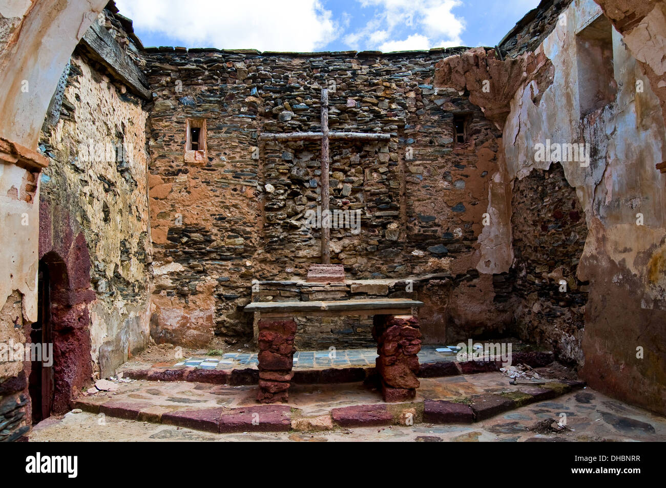 Clay Kirche links in Segovia, Spanien Stockfoto