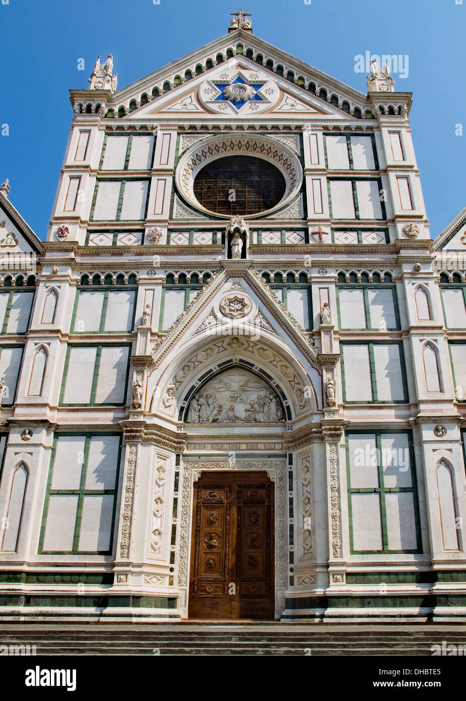 Die neugotische Fassade der Basilica di Santa Croce. Florenz, Italien Stockfoto