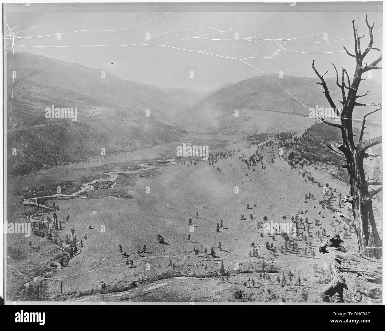 Ein Foto des Great Morainal Valley of the Arkansas, ein wichtiges Landschaftsmerkmal, das durch glaziale Aktivität während der Eiszeit geformt wurde, bietet einen Einblick in die geologische Geschichte der Region. Stockfoto