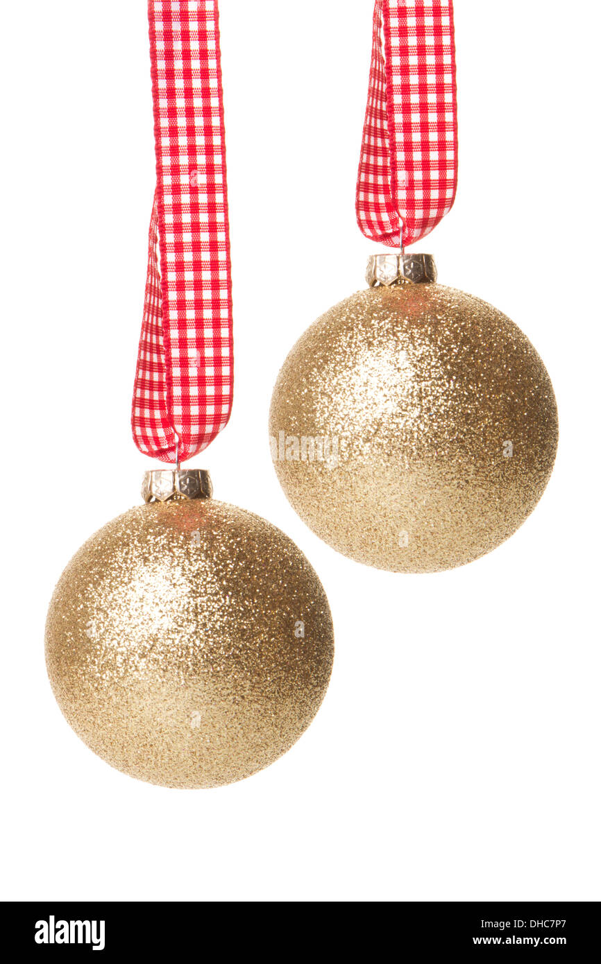 Weihnachten, gold Weihnachtskugeln isoliert hängen mit weißem Hintergrund Stockfoto