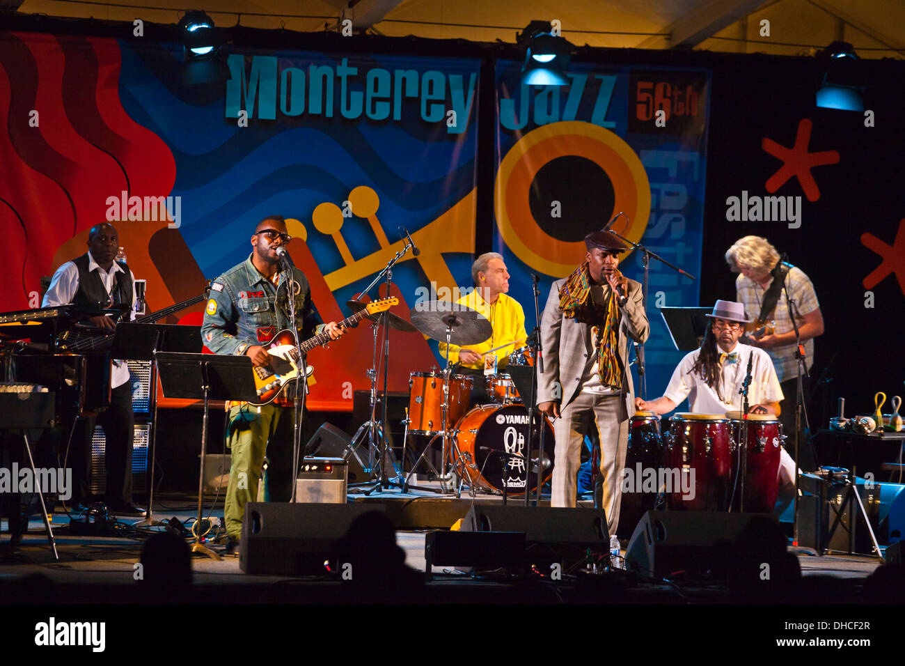 KENTYAH präsentiert M1 BRIAN JACKSON und THE NEW Mitternacht BAND auf dem Monterey Jazz Festival - MONTEREY, Kalifornien Stockfoto