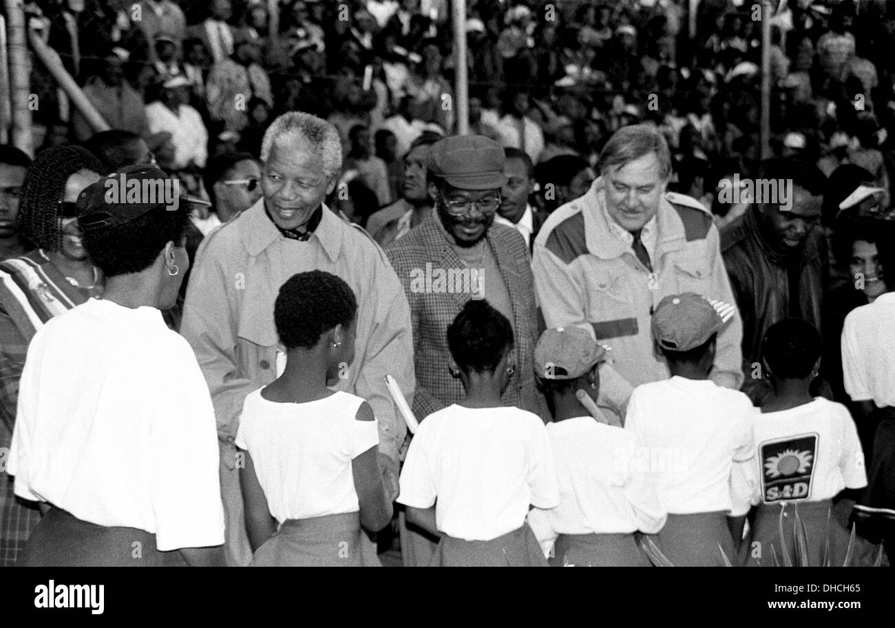 ipjr9301004391993 + September East Rand Johannesburg in Südafrika. Links nach rechts. Unbekannt, Mandela, Buthelezi, Botha und Stockfoto