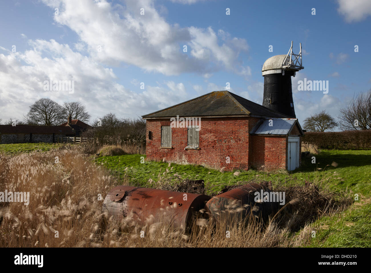 Ein Bild der hohen Mühle, in der Nähe von Upton in den Norfolk Broads Stockfoto