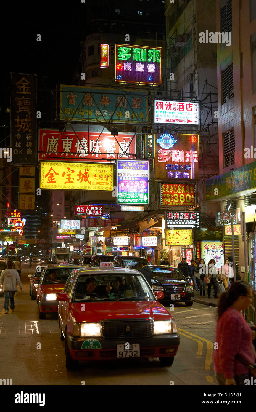 Hong Kong Taxi in der Nacht China Stockfoto
