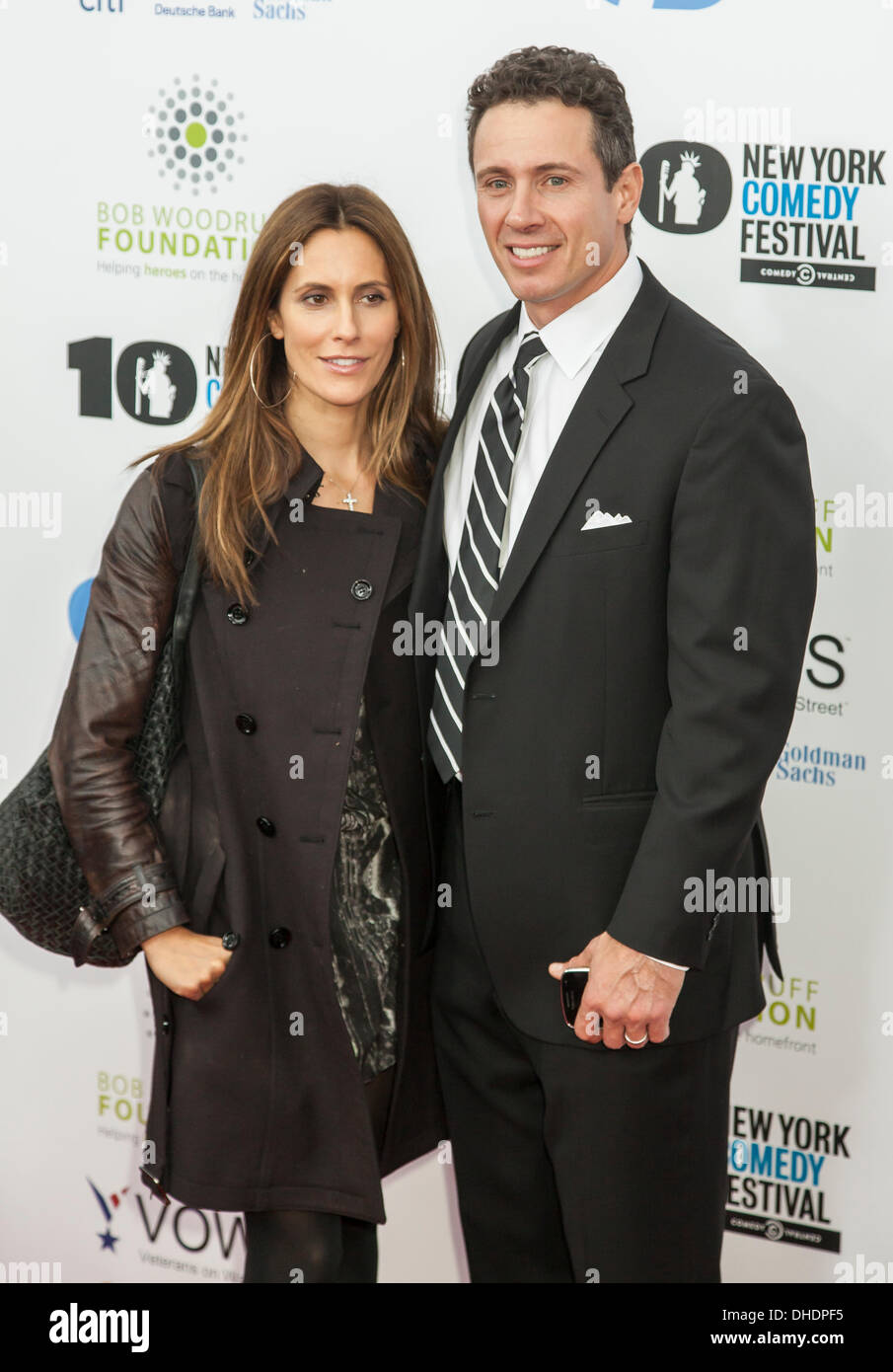 NEW YORK, NY - 06 NOVEMBER: Cristina Greeven Cuomo und Chris Cuomo (L-R) besuchen die 7. jährliche "Stand Up For Heroes"-Veranstaltung im Madison Square Garden am 6. November 2013 in New York City © Sam Aronov/Alamy Live News Stockfoto