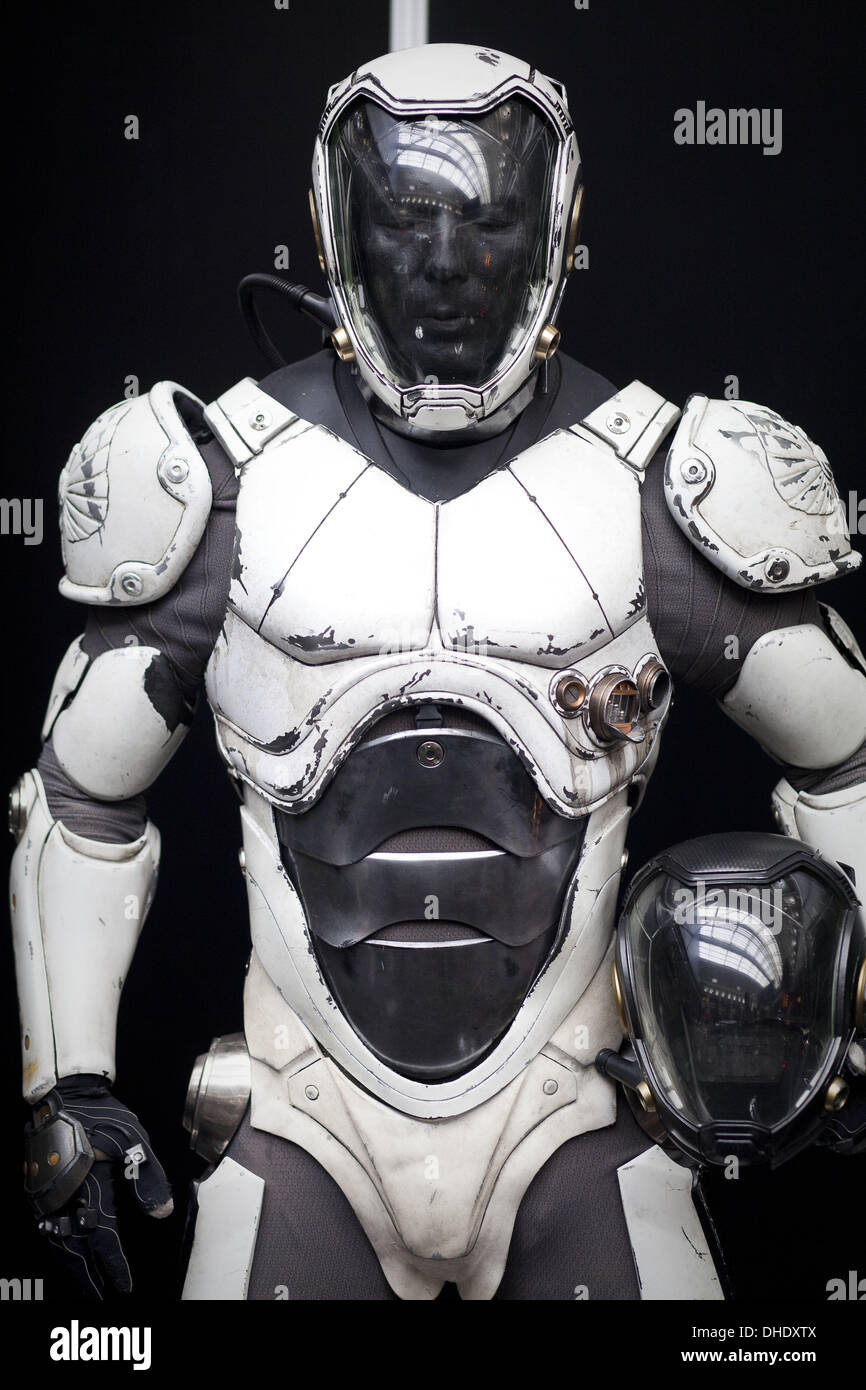 London, UK. 7. November 2013. Veraltete Effekte präsentiert seiner Gründung produziert für Hollywood-Filme in der 3D Druck zeigen London.As die 3D-Druck in diesem Jahr ins öffentliche Bewusstsein explodiert ist, hat zweiten jährlichen 3D Print Show in London viele weitere Aussteller aus aller Welt, Entwickler präsentieren Innovationen, 3D Mode und atemberaubende Kunstwerke, Businesscenter Islington, London, UK angezogen. Bildnachweis: Veronika Lukasova/ZUMAPRESS.com/Alamy Live-Nachrichten Stockfoto