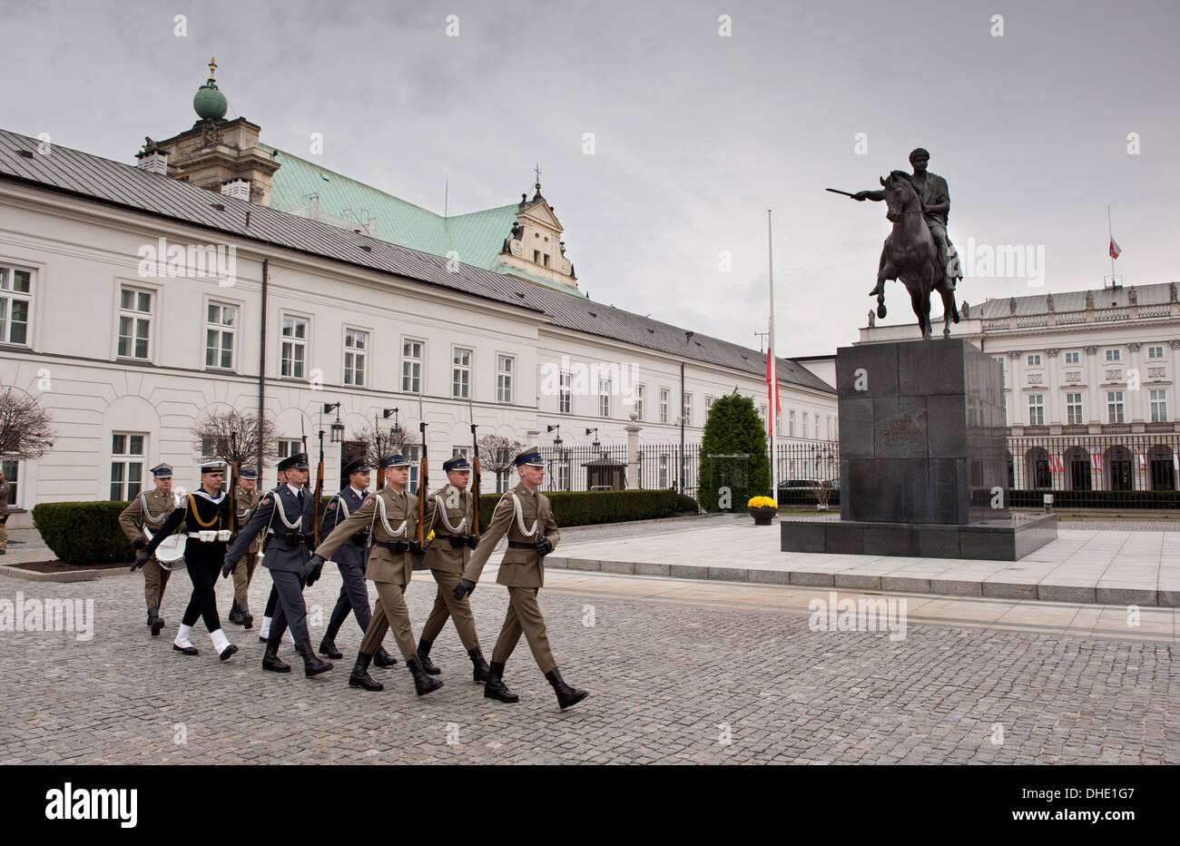 Soldaten vor Präsidentenpalast Stockfoto