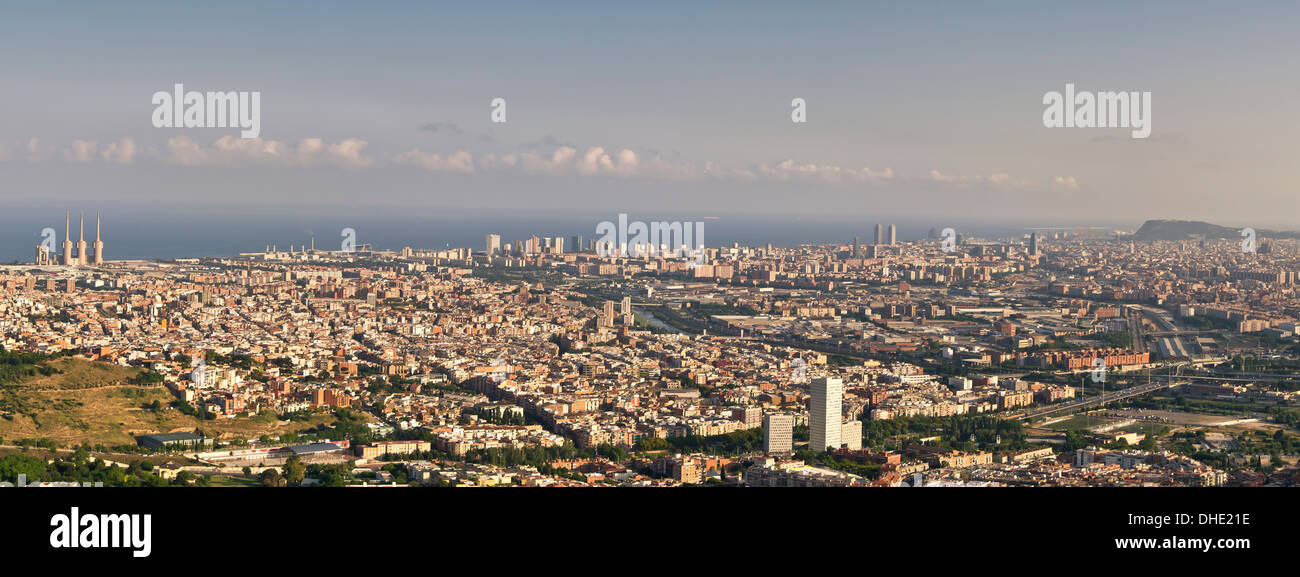 Blick auf Barcelona und Umgebung Stockfoto
