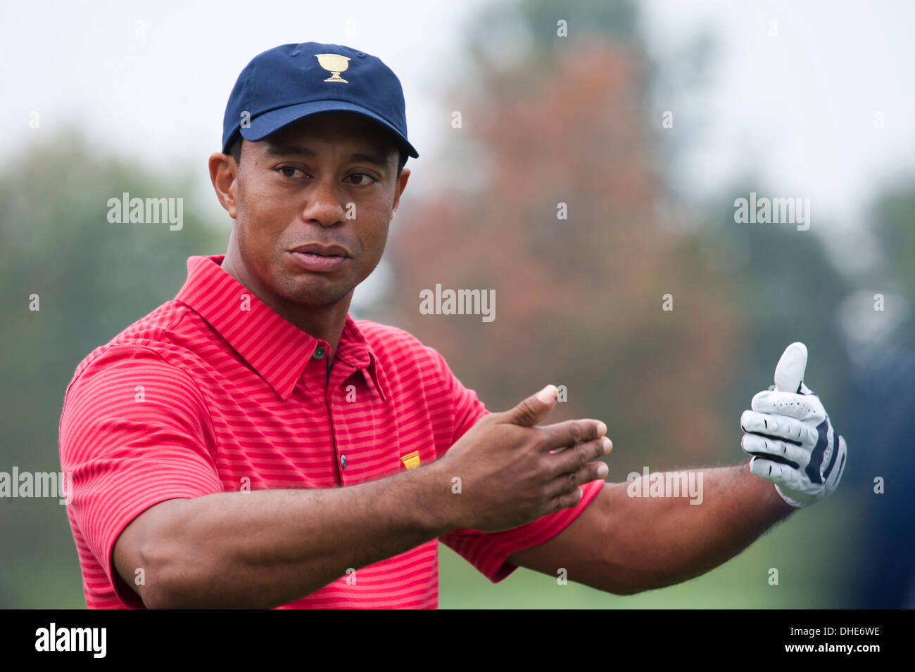 Dublin, Ohio, USA. 2. Oktober 2013. Tiger Woods (USA) Golf: US-Team Tiger Woods während der Praxis runden für den Presidents Cup bei Muirfield Village Golf Club in Dublin, Ohio, Vereinigte Staaten von Amerika. © Thomas Anderson/AFLO/Alamy Live-Nachrichten Stockfoto