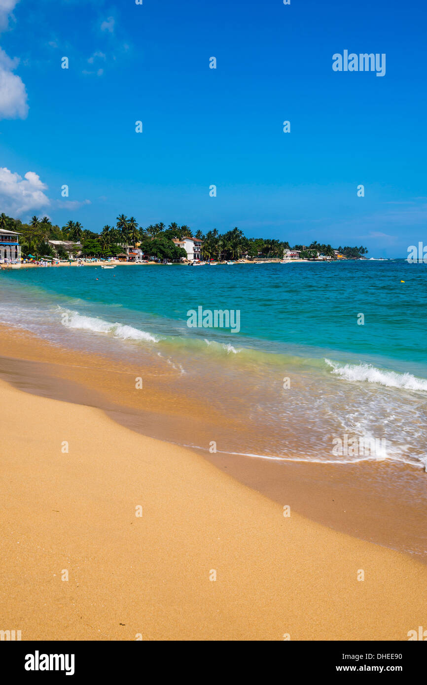 Unawatuna Beach, einem schönen Sandstrand an der South Coast von Sri Lanka, Asien Stockfoto