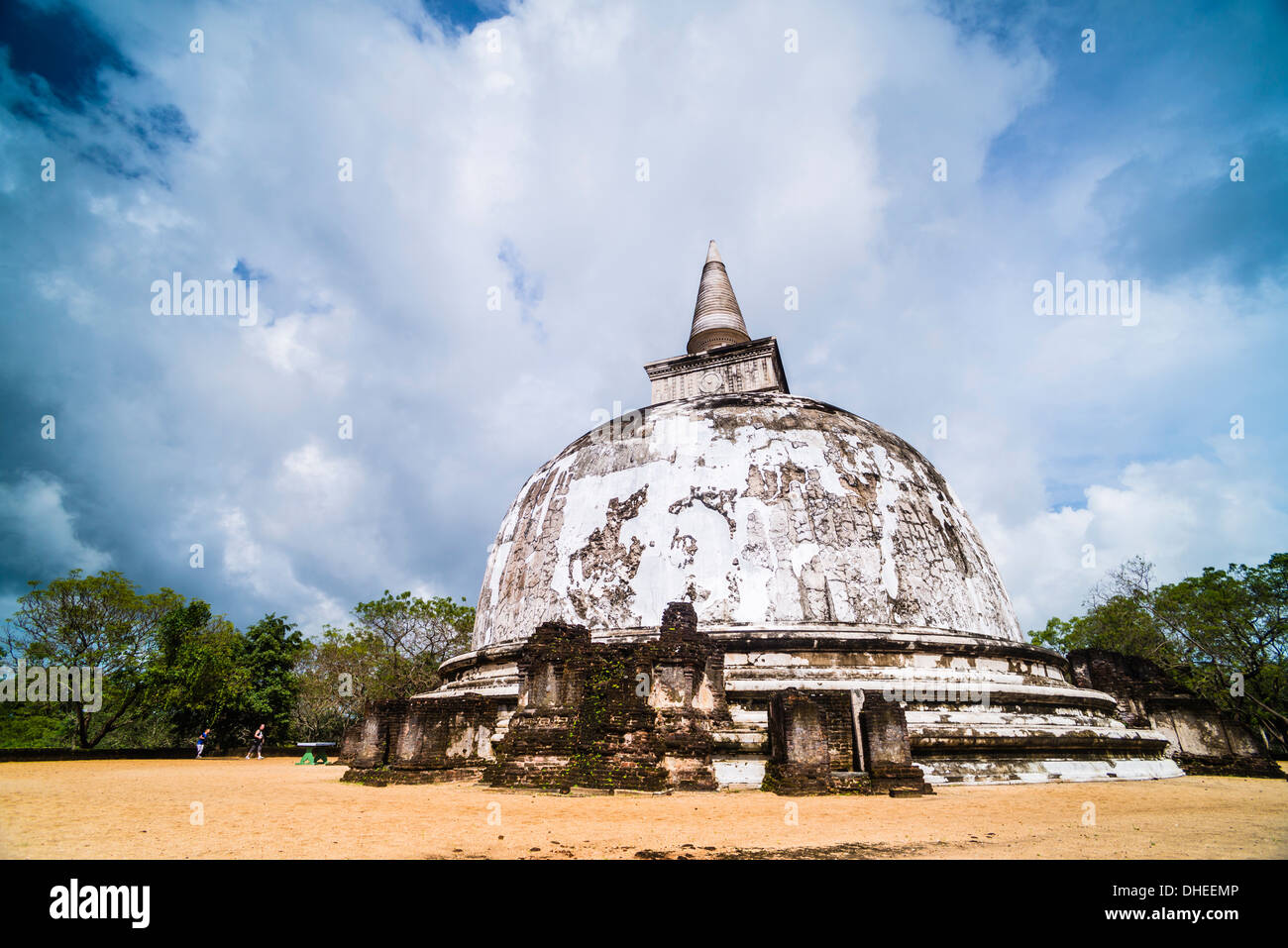 Kiri Vehera Dagoba in der antiken Stadt Polonnaruwa, UNESCO World Heritage Site, Sri Lanka, Asien Stockfoto