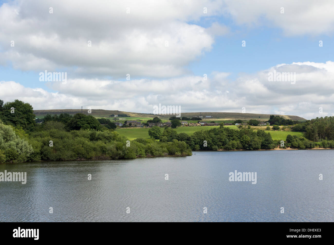 Wayoh Zisterne in der Turton Bezirk von Lancashire, beherbergt nach Osten in Richtung entlang der alten Römerstraße, Ribchester. Stockfoto