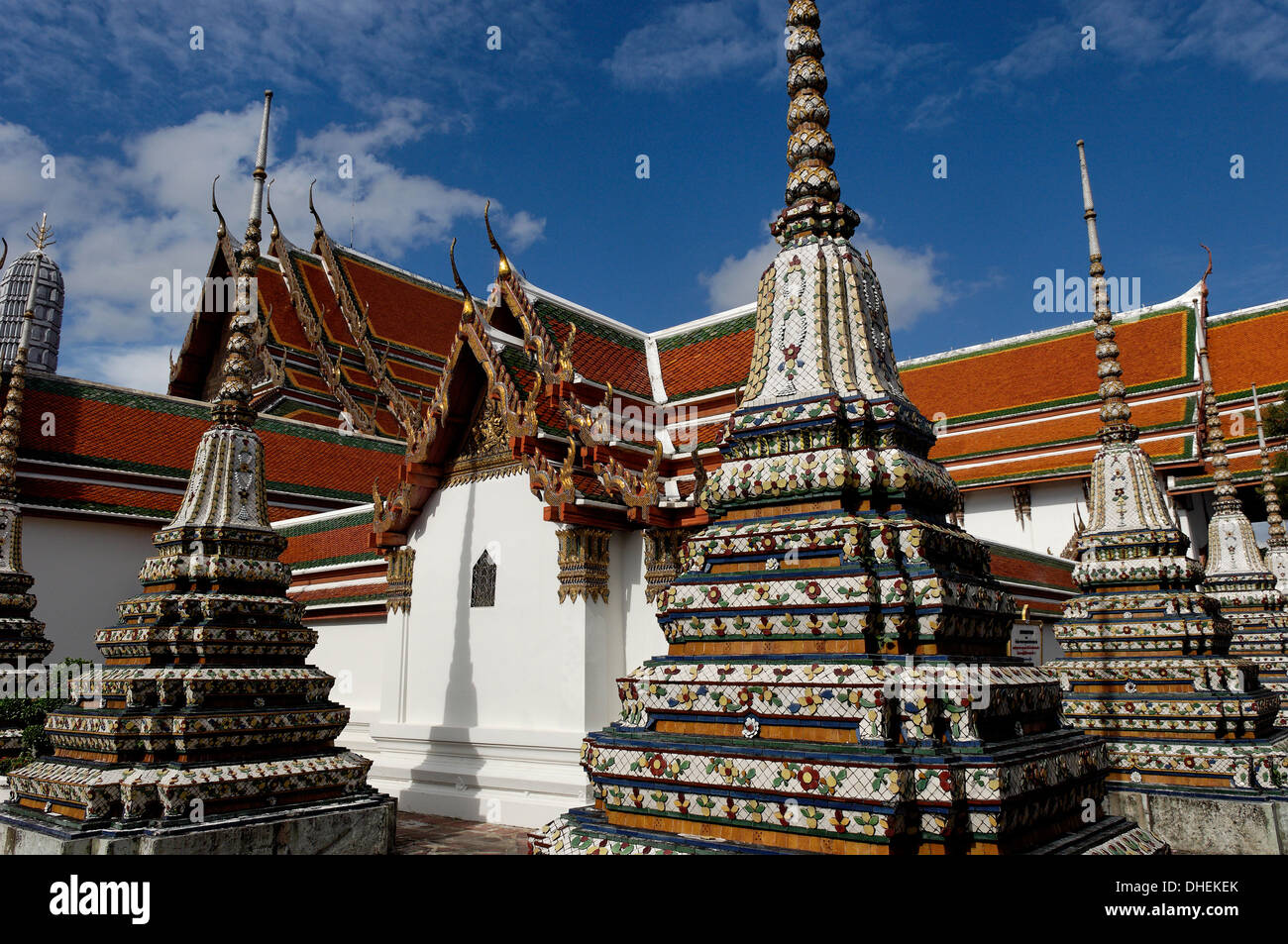 Wat Phra Chetuphon (Wat Pho) (Wat Po), gegründet im 17. Jahrhundert, dem ältesten Tempel in der Stadt, Bangkok, Thailand Stockfoto