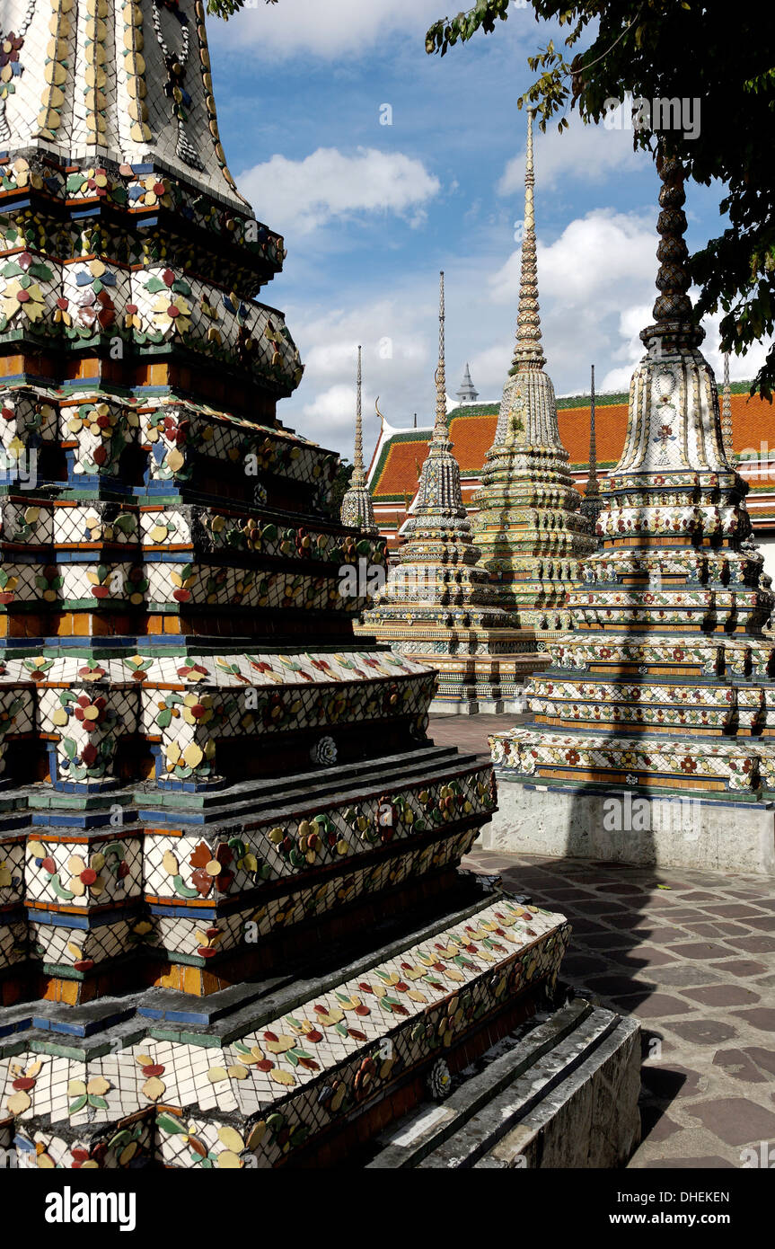 Wat Phra Chetuphon (Wat Pho) (Wat Po), gegründet im 17. Jahrhundert, dem ältesten Tempel in der Stadt, Bangkok, Thailand Stockfoto