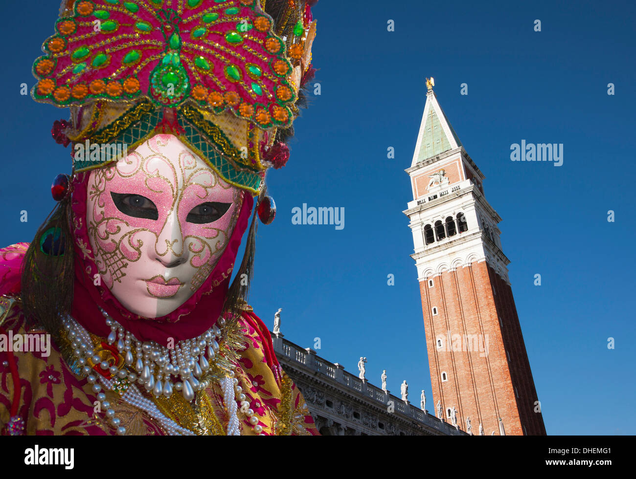 Maske in Piazza San Marco in Venedig Karneval, Venedig, UNESCO World Heritage Site, Veneto, Italien, Europa Stockfoto
