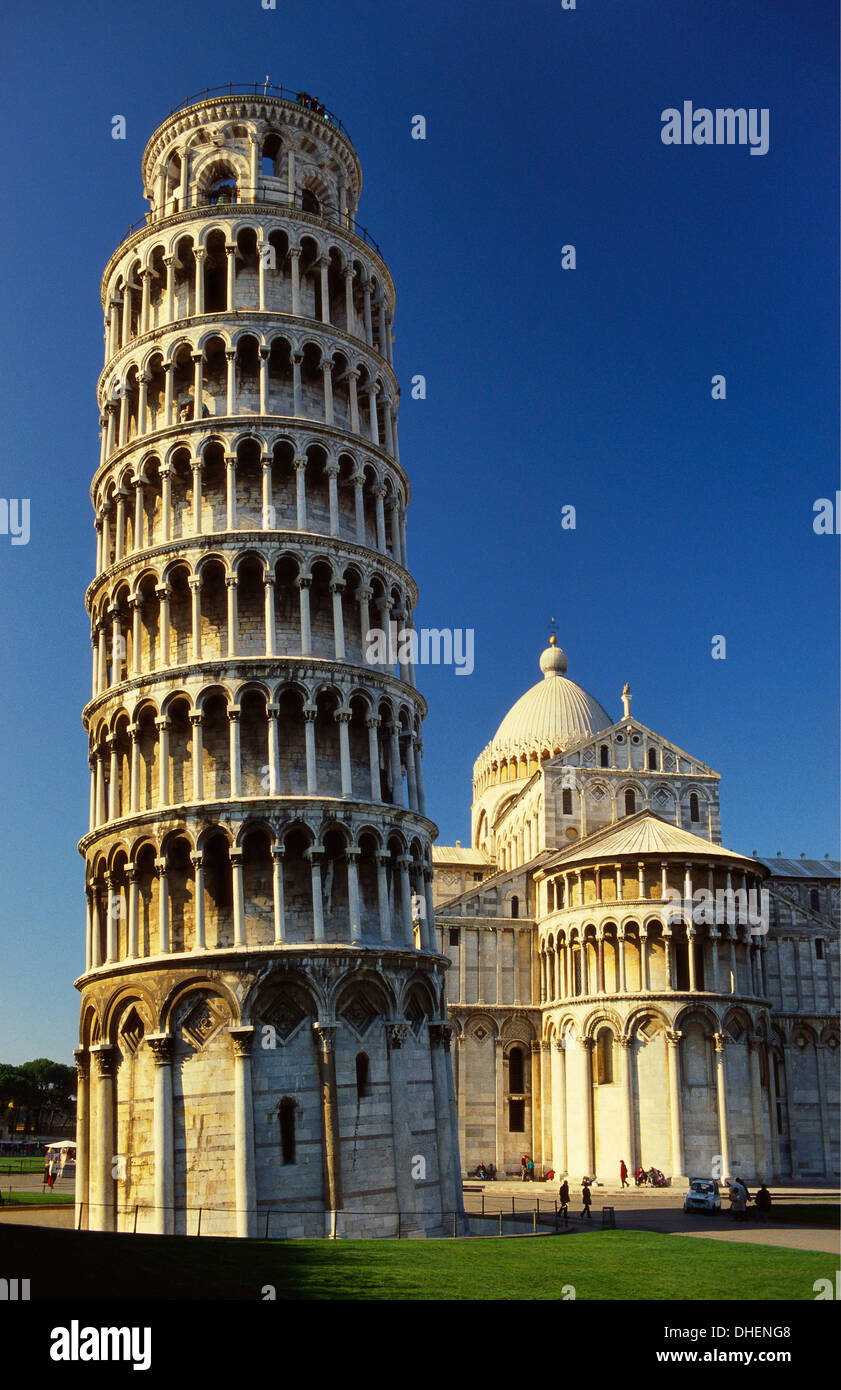 Schiefer Turm von Pisa und Pisa Kathedrale, Piazza del Duomo, Pisa, Toskana, Italien Stockfoto