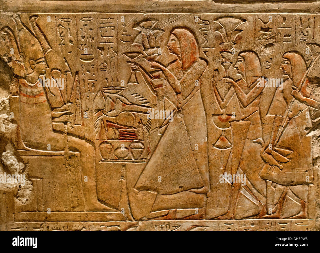 Stele gewidmet von der Familie Houyou Sängerin Pharao XIX Dynastie 1550 v. Chr. Ägypten ägyptische Stockfoto