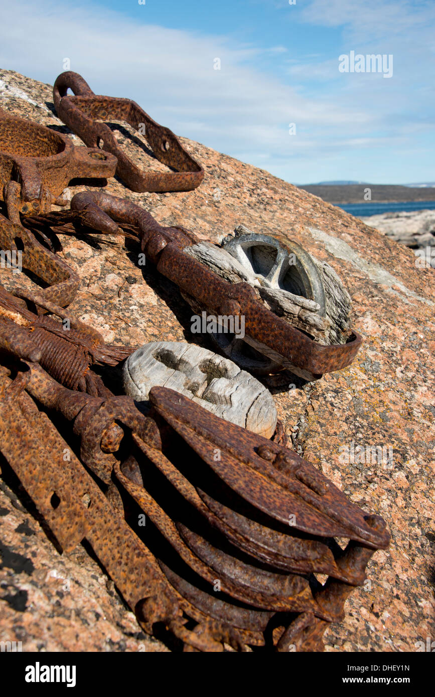 Kekerten Insel, Nunavut, Kanada und Qikiqtaaluk Region abseits der Küste von Baffin Island. Verrostet whaling Schiff Artefakte. Stockfoto