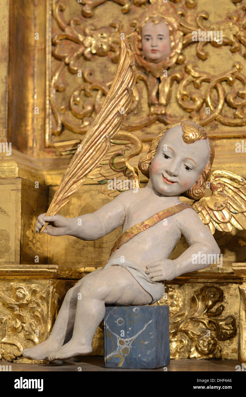 Baroque Angel mit Seltsamen Gesichts Kirche Von Thomas Becket Avrieux Maurienne Savoie France Stockfoto