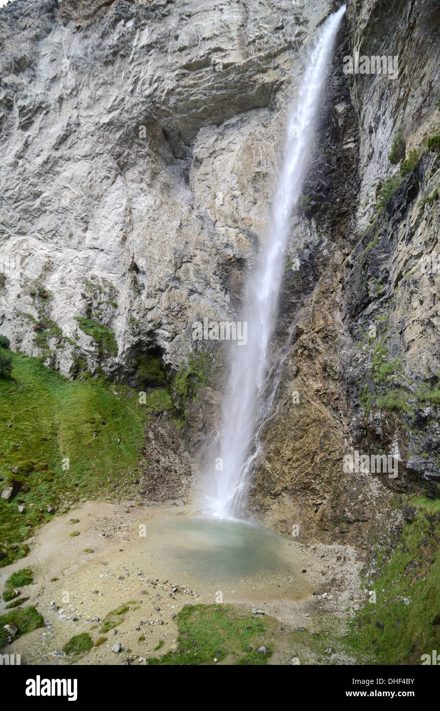 Saint-Benoit-Wasserfall-Avrieux-Maurienne-Tal-Savoie-Frankreich Stockfoto