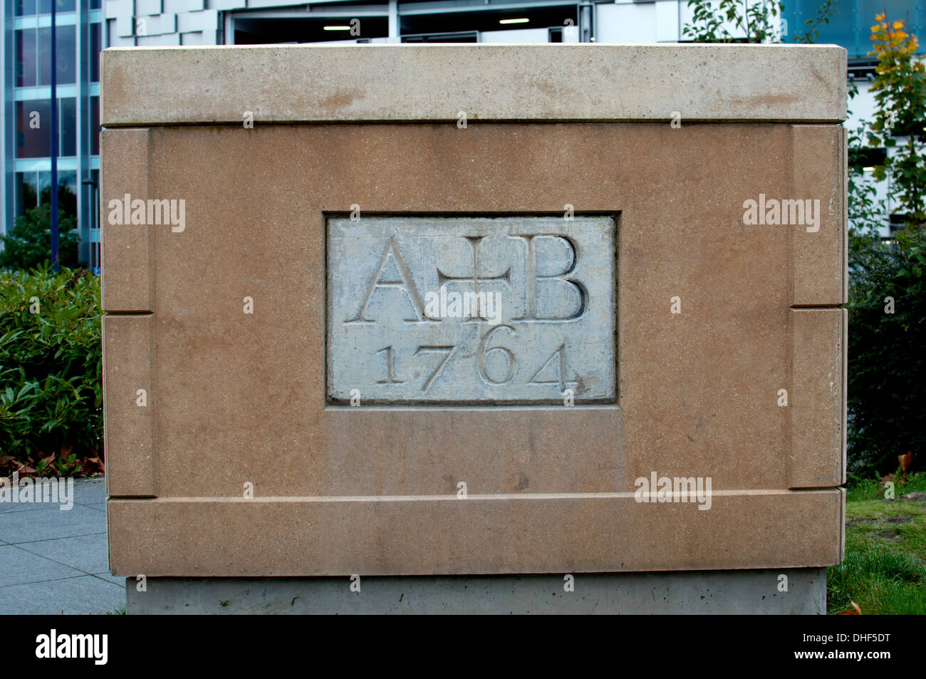 Aston und Birmingham Grenzstein in der Nähe von Millennium Point, Birmingham, UK Stockfoto