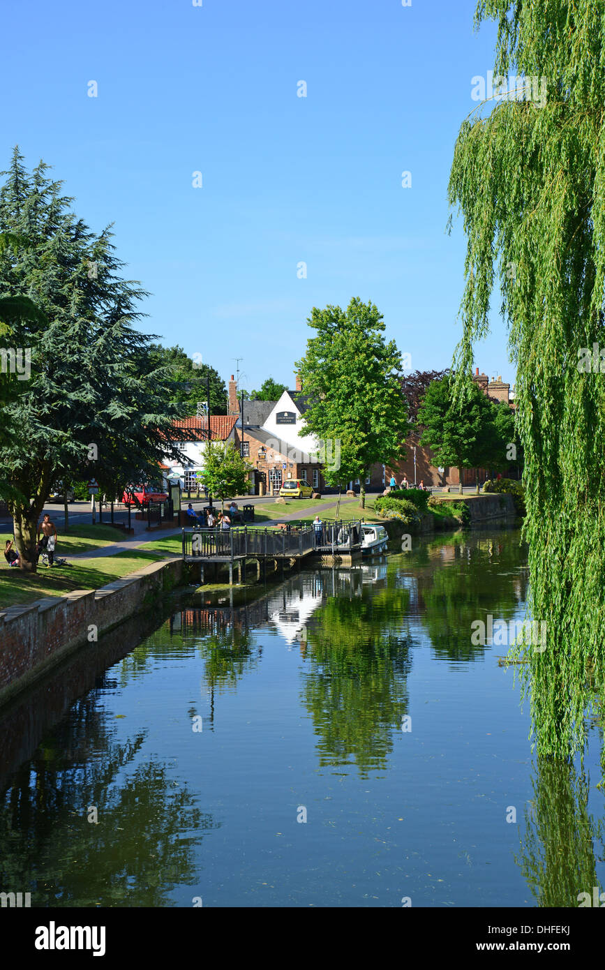 Fluß Welland im Zentrum von Spalding, Lincolnshire, England, Vereinigtes Königreich Stockfoto