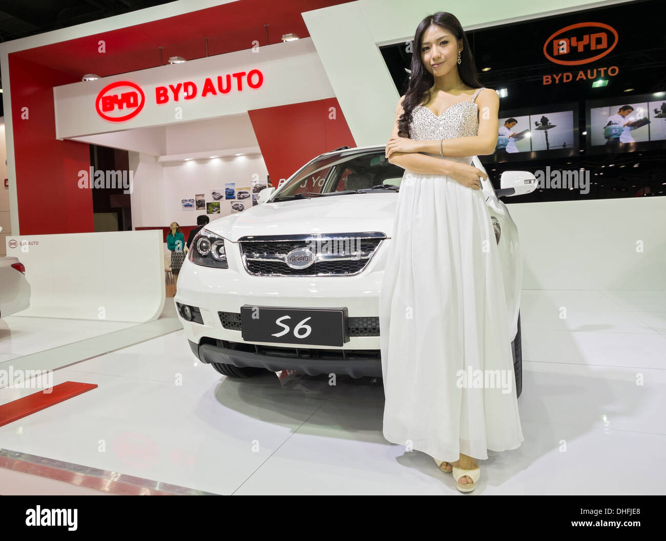 Chinesische BYD Autos auf dem Display auf der Dubai Motor Show 2013 Vereinigte Arabische Emirate Stockfoto