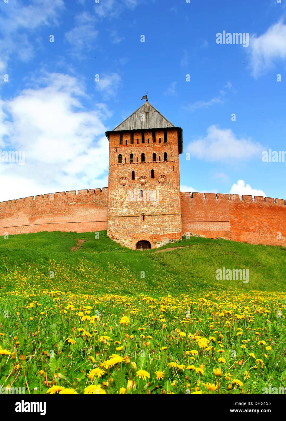 Turm der Nowgoroder Kreml in Weliki Nowgorod, Russland Stockfoto