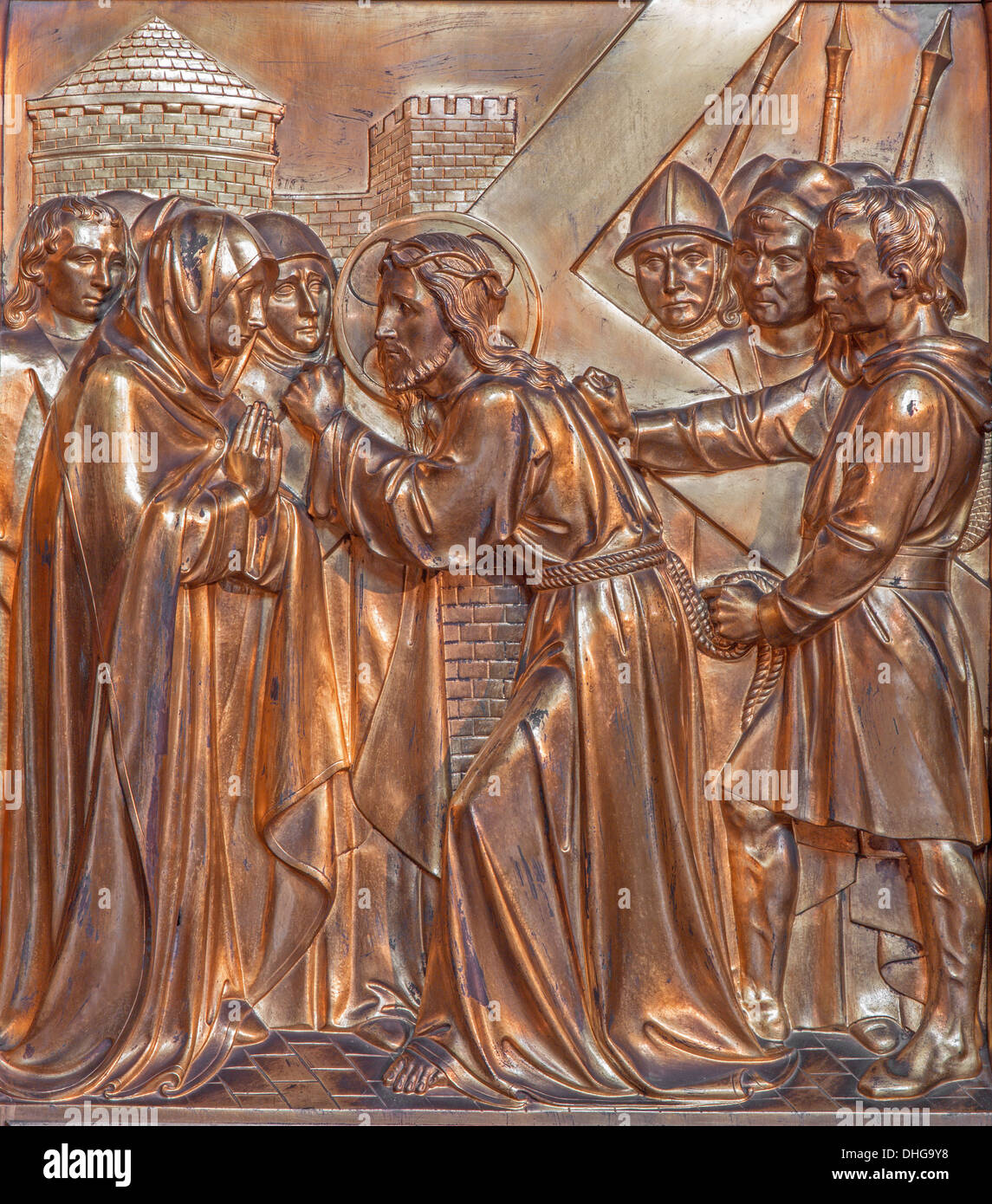 Antwerpen, Belgien - 5. SEPTEMBER: Jesus und seine Mutter am Kreuz Weg. Metallrelief von Joriskerk oder st. Georg Kirche Stockfoto