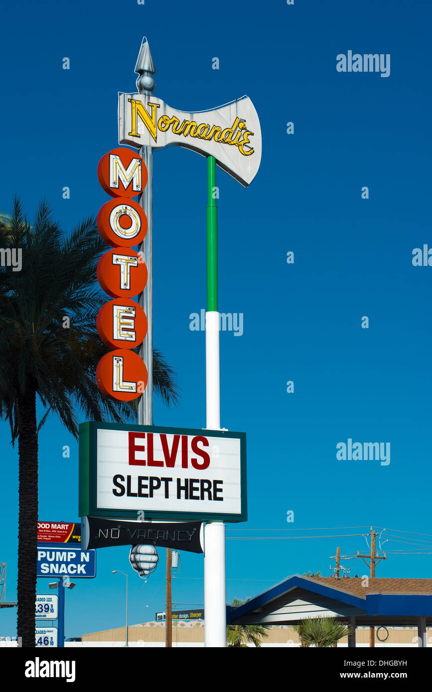 Alte Vintage Motel-Schild "Elvis hier geschlafen" Stockfoto