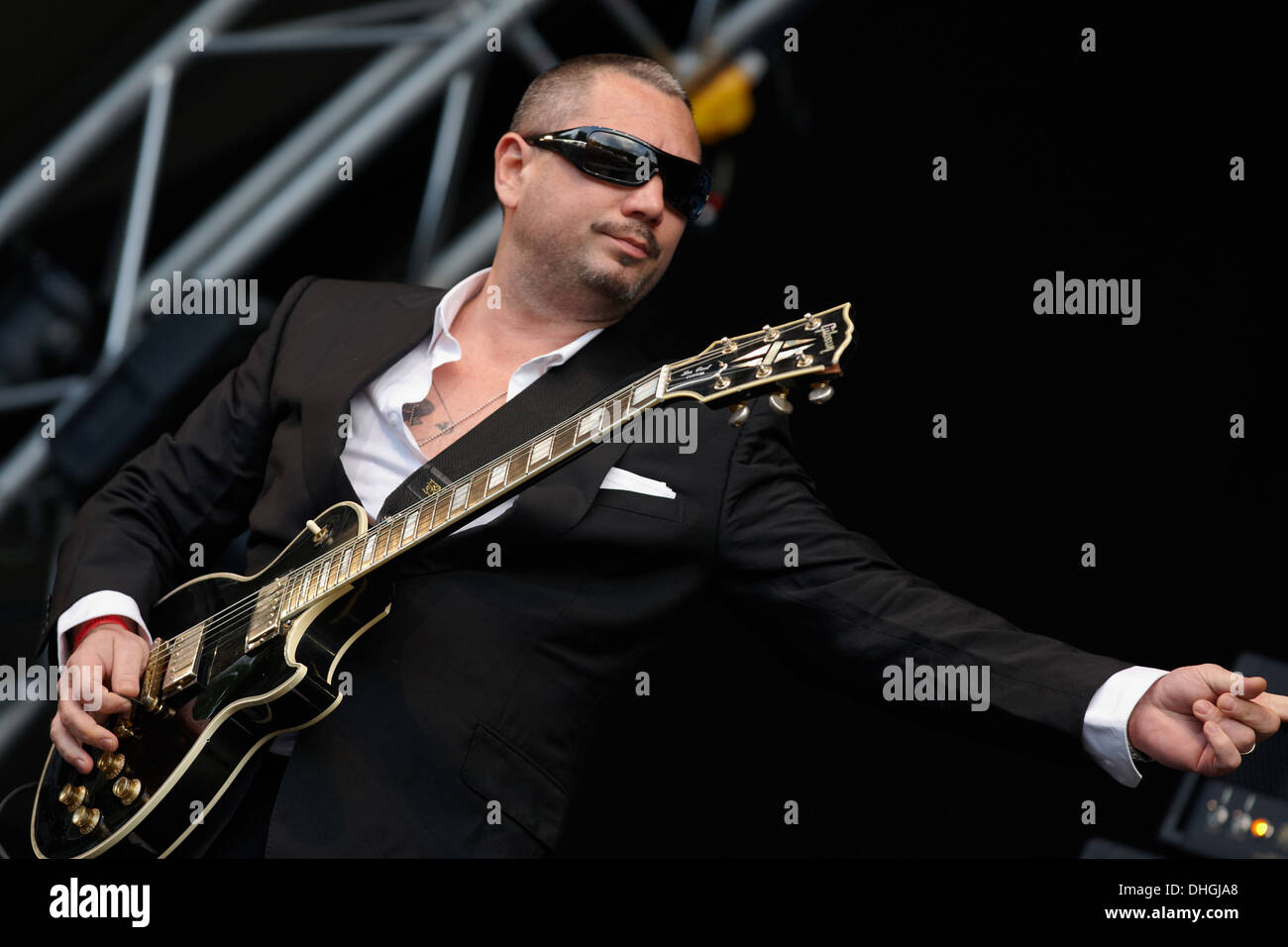 Fun Lovin ' Criminals in Konzert, Fun Lovin ' Criminals live auf der Bühne Stockfoto