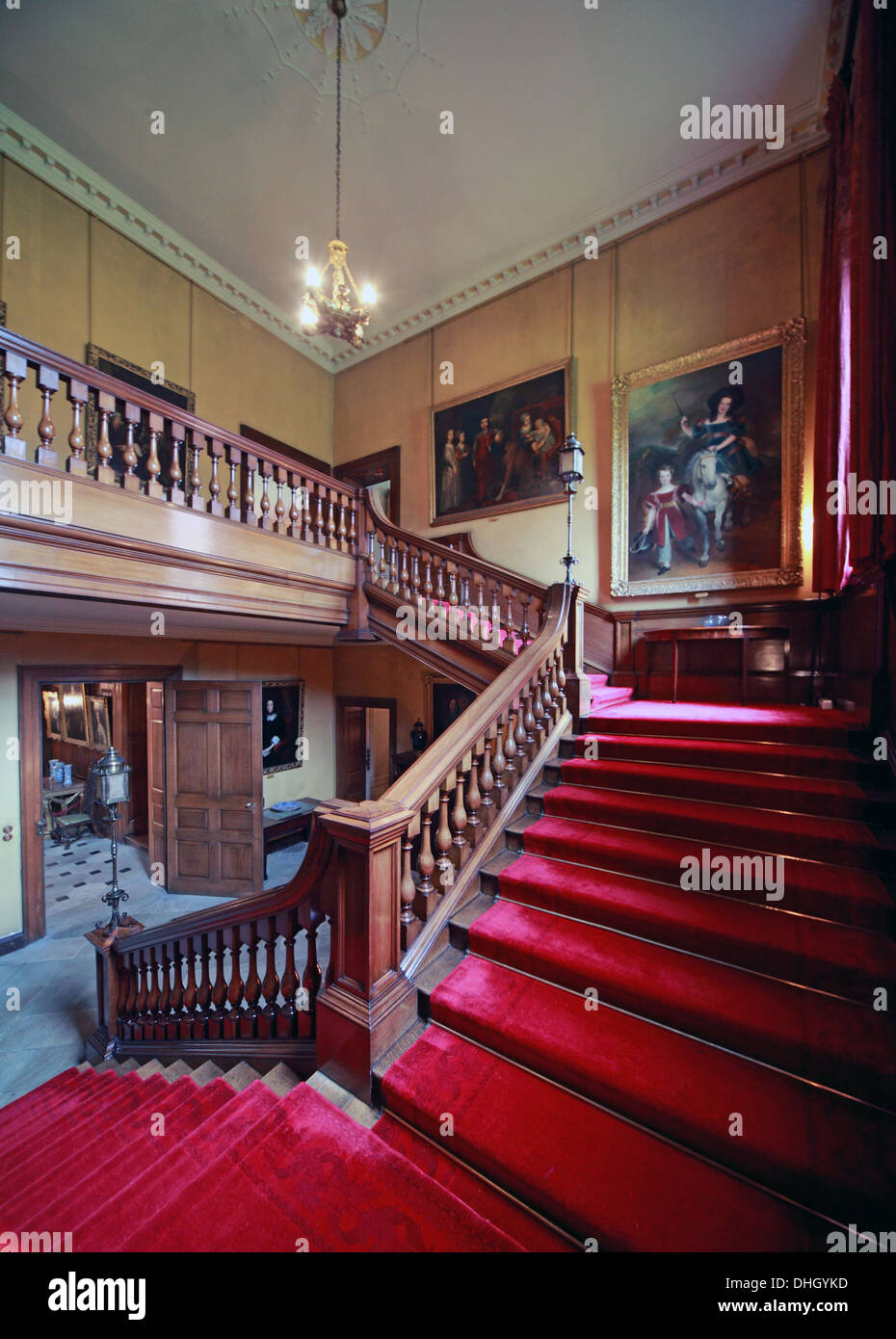 Treppe in der Halle Dunham Massey Haus NT in der Nähe von Altrincham, Cheshire England UK WA14 4SJ Stockfoto