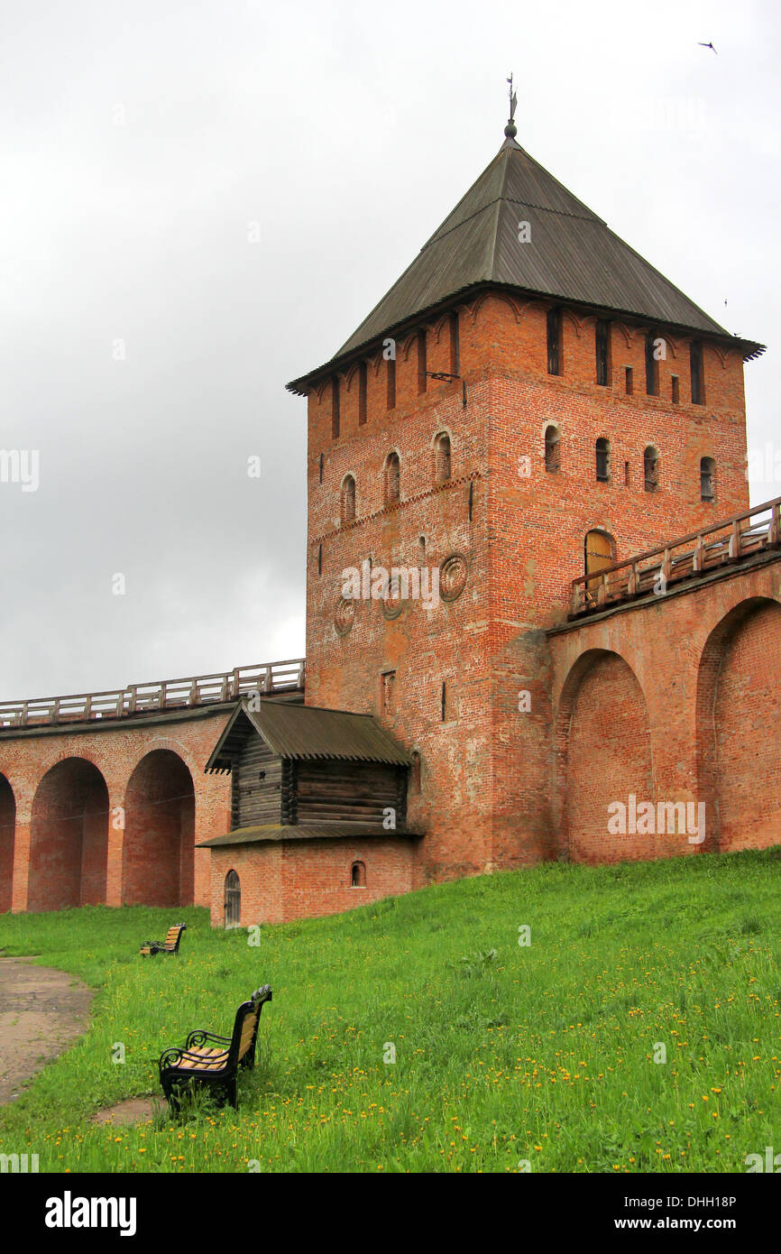 Turm der Nowgoroder Kreml in Weliki Nowgorod, Russland Stockfoto