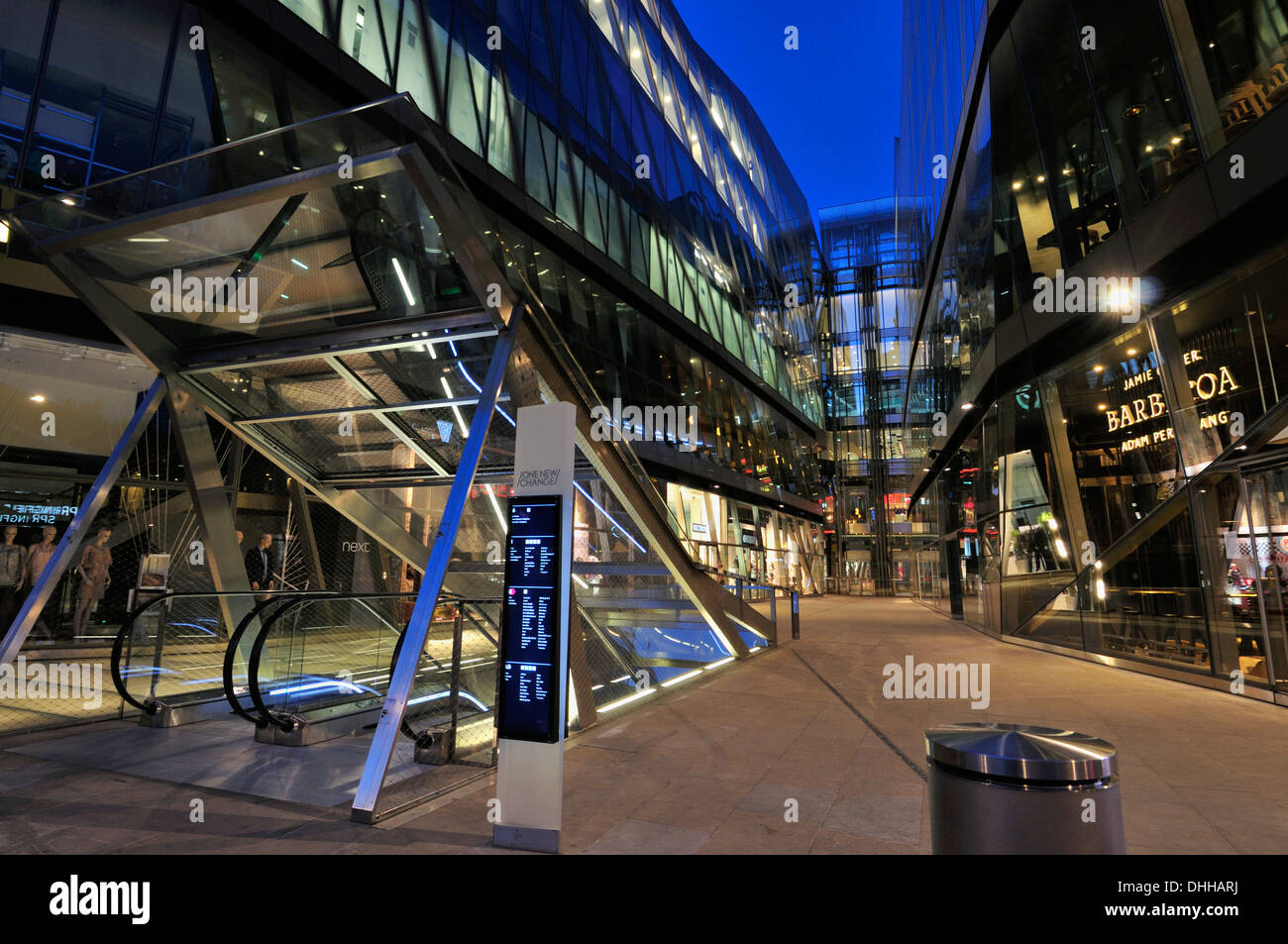 Ein neues Einkaufsziel, Cheapside, City of London, Großbritannien Stockfoto