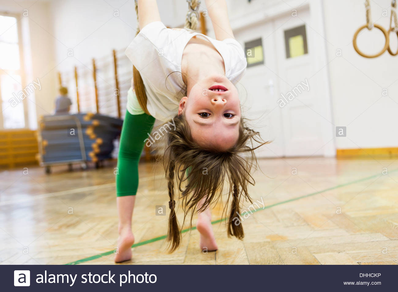 Wie Lange Kann Man Kopfüber Hängen www.alamy.de